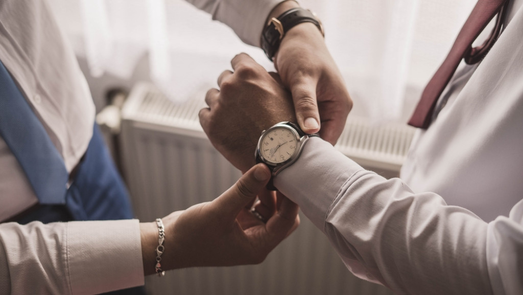 chụp ảnh cho lễ cưới, chụp ảnh ph&ugrave; rể, ảnh ph&ugrave; rể, ảnh ph&ugrave; rể cười đ&ugrave;a, ảnh ph&ugrave; rể đẹp nhất, &yacute; tưởng cho album ảnh cưới