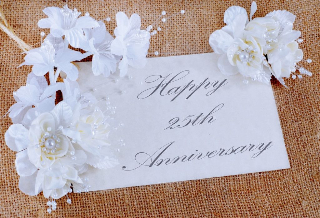 Kỷ niệm 25 năm ng&agrave;y cưới, m&oacute;n qu&agrave; kỷ niệm 25 năm, Kỷ niệm đ&aacute;m cưới Bạc, đ&aacute;m cưới bạc,  qu&agrave; tặng kỷ niệm 25 năm ng&agrave;y cưới, 25 năm h&ocirc;n nh&acirc;n