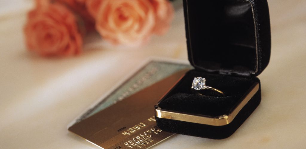 dam-cuoi-100-trieu-dong-3.jpg (44 KB)