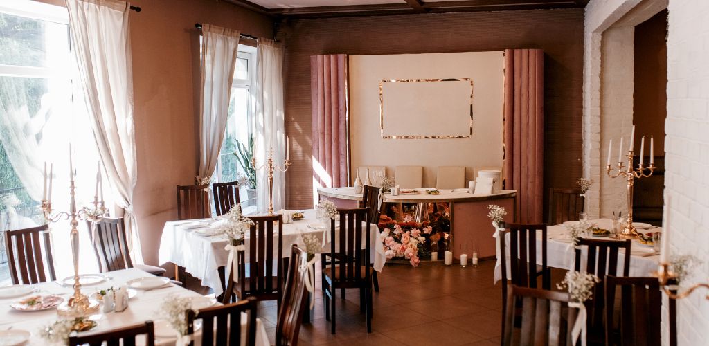 chi-phi-nha-hang-tiec-cuoi-tp-hcm-1.jpg (93 KB)