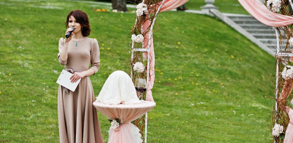 phat-bieu-dam-ngo-1.jpg (103 KB)