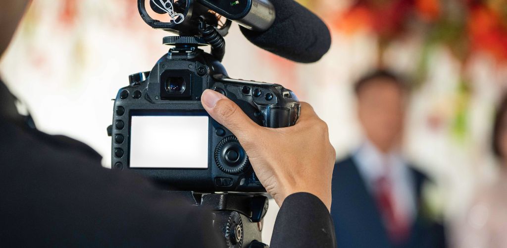 quay-phim-chup-anh-dam-cuoi-1.jpg (58 KB)