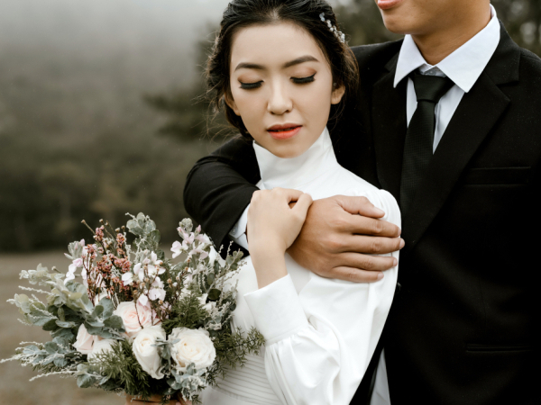 Chi tiết từng bước cho cô dâu trở nên xinh đẹp nhất trong ngày cưới của mình