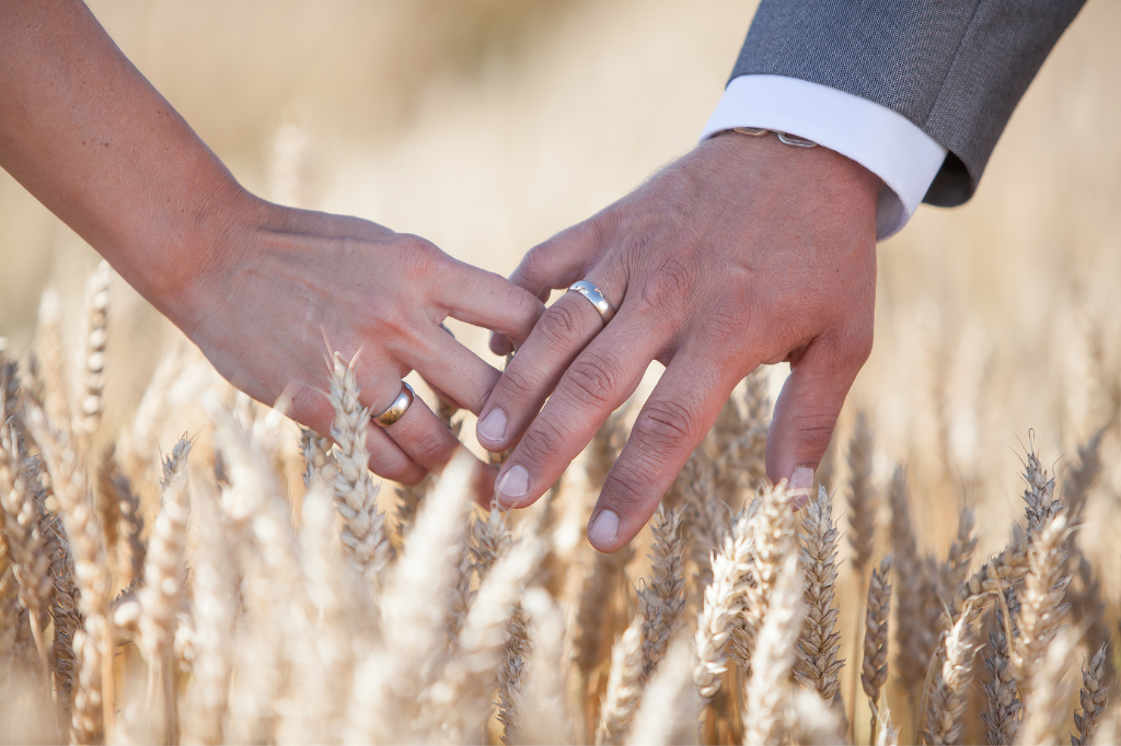 chon-nhan-cuoi-phong-thuy-3.png (1.05 MB)