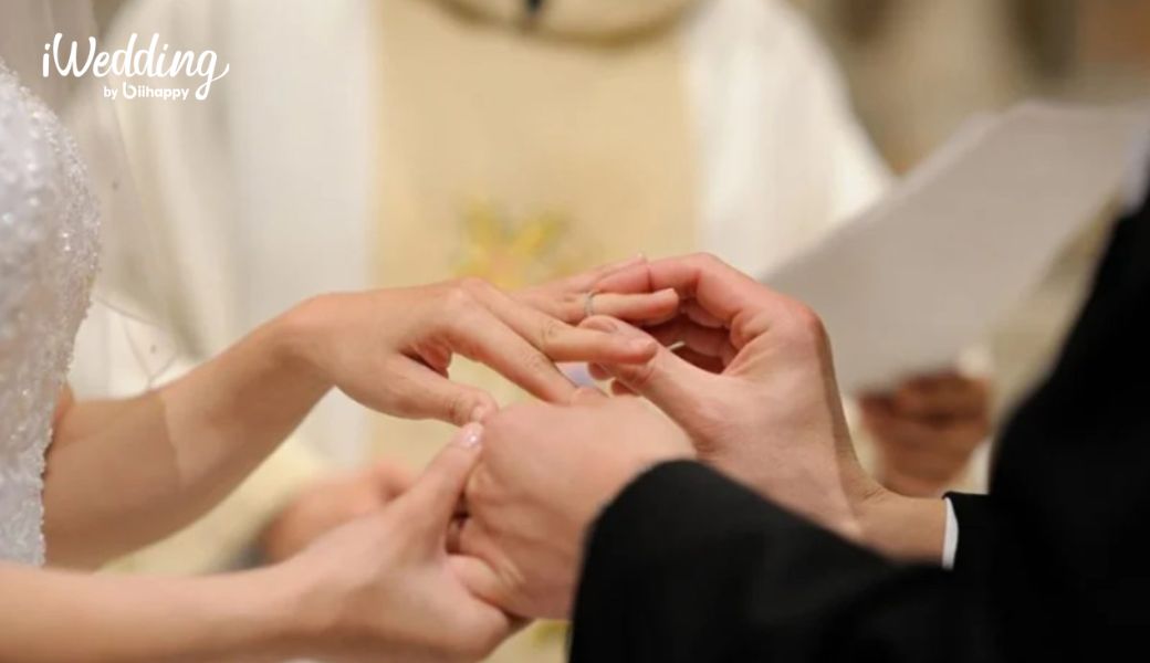 nghi-thuc-le-cuoi-ton-giao-3.jpg (49 KB)